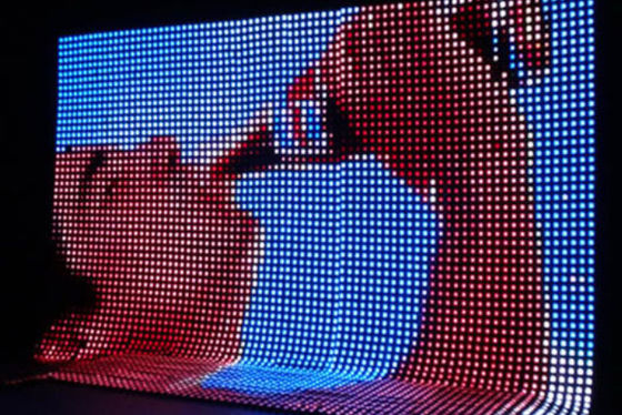Alto luminosità all'aperto IP67 Flessibile schermo a rete a LED P50 P83 P100 con design trasparente