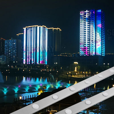 Luce a punta per il paesaggio ad alta luminosità per esterni 1.5W RGB Natale 24V Profilo di canale in alluminio Traccia 50mm IP67 impermeabile