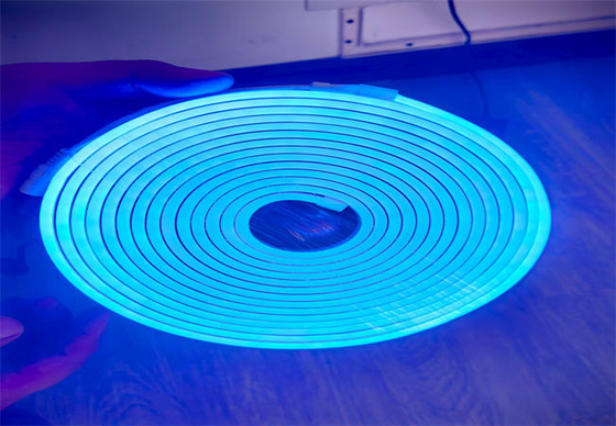 Striscia luminosa LED flessibile al neon RGB a colori, ad alta luminosità, DC12V, per illuminazione flessibile a nastro da parete